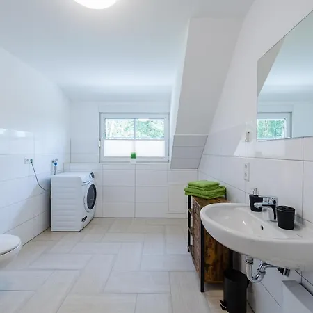 Am Waldzoopark Apartamento Leer