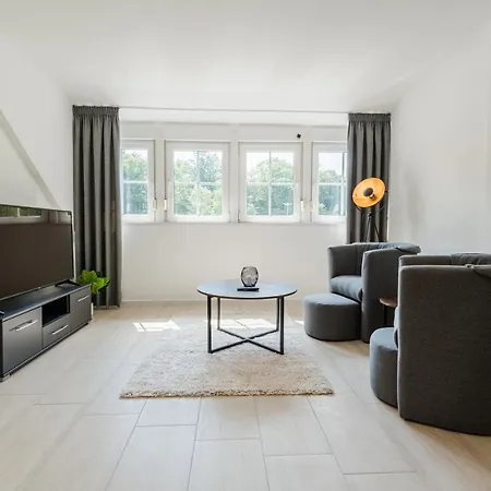 Am Waldzoopark * Leer